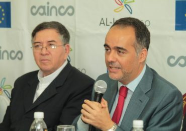 Firma del convenio para el proyecto  Articulación Comercial del sector artesanal en el Trifinio Centroamericano