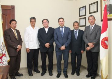 UNICAES ESTUDIA ACCIONES DE COOPERACIÓN CON UNIVERSIDAD CATÓLICA DE COSTA RICA