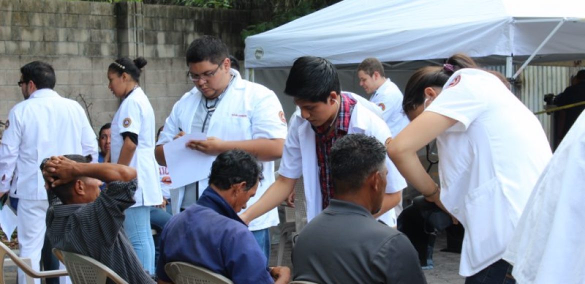 FACULTAD DE CIENCIAS EMPRESARIALES Y CIENCIAS DE LA SALUD CELEBRAN POR 35 AÑOS DE UNICAES