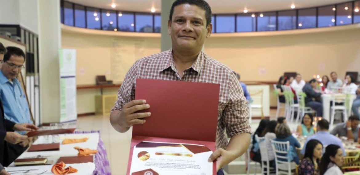 UNICAES CELEBRA 35 AÑOS DE SU FUNDACIÓN
