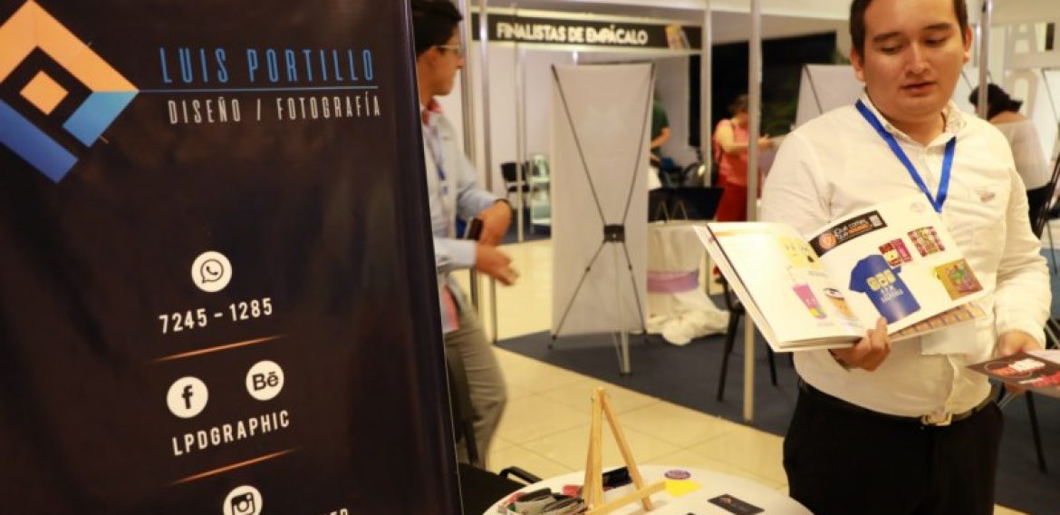 ESTUDIANTES DE DISEÑO GRÁFICO DE UNICAES MARCAN TENDENCIA EN PACKAGING 2017