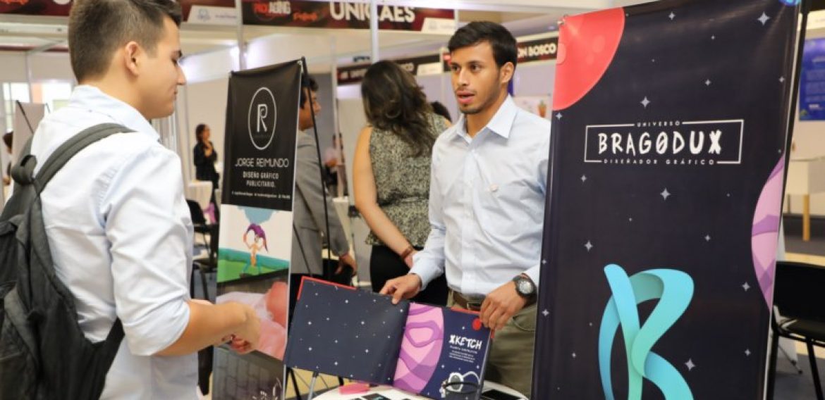 ESTUDIANTES DE DISEÑO GRÁFICO DE UNICAES MARCAN TENDENCIA EN PACKAGING 2017