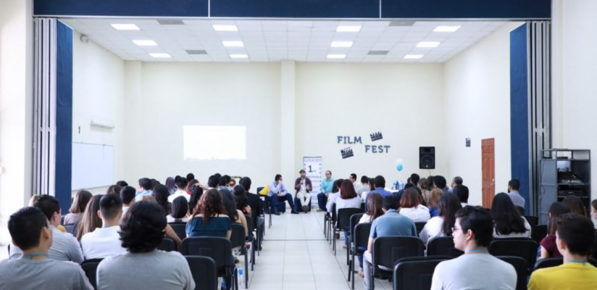 FILM FEST, UNA HISTORIA UNIVERSITARIA RESUMIDA EN PELÍCULA