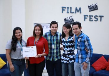 FILM FEST, UNA HISTORIA UNIVERSITARIA RESUMIDA EN PELÍCULA