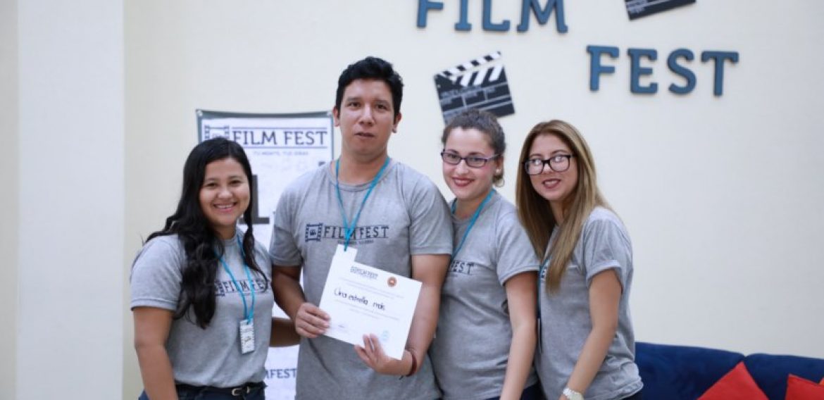 FILM FEST, UNA HISTORIA UNIVERSITARIA RESUMIDA EN PELÍCULA
