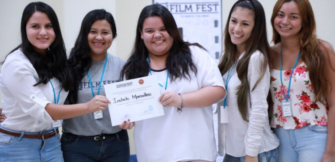 FILM FEST, UNA HISTORIA UNIVERSITARIA RESUMIDA EN PELÍCULA