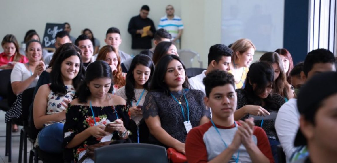 FILM FEST, UNA HISTORIA UNIVERSITARIA RESUMIDA EN PELÍCULA