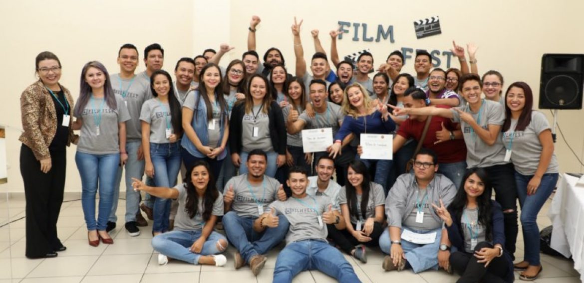 FILM FEST, UNA HISTORIA UNIVERSITARIA RESUMIDA EN PELÍCULA