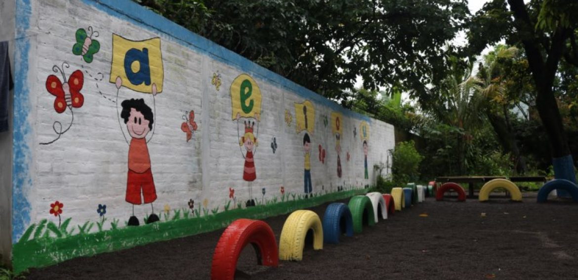 “Renovando mi Kinder”, una iniciativa social de estudiantes de Educación Inicial y Parvularia