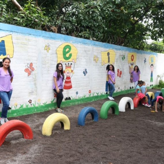 “Renovando mi Kinder”, una iniciativa social de estudiantes de Educación Inicial y Parvularia
