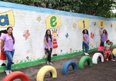 “Renovando mi Kinder”, una iniciativa social de estudiantes de Educación Inicial y Parvularia