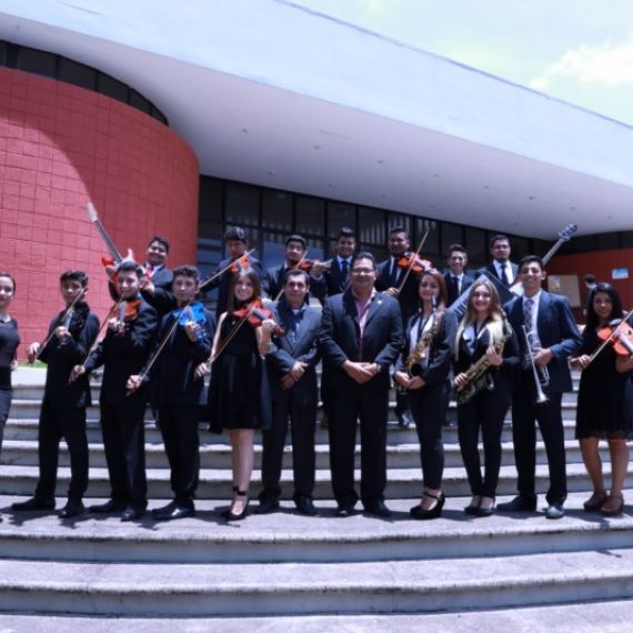 Orquesta UNICAES realiza concierto en el Centro de Artes de Occidente