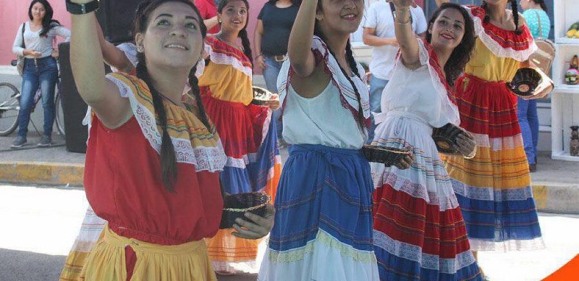 Festival del Barro, de un proyecto estudiantil a un encuentro turístico en El Salvador