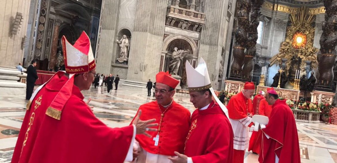 UNICAES SALUDA AL NUEVO CARDENAL GREGORIO ROSA CHÁVEZ