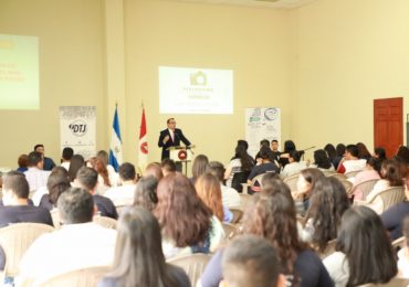 El periodismo en debate: hacia una comunicación de auténtica confianza