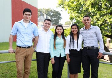 RUMBO A ESTADOS UNIDOS: UNA OPORTUNIDAD DE CRECIMIENTO PERSONAL Y PROFESIONAL