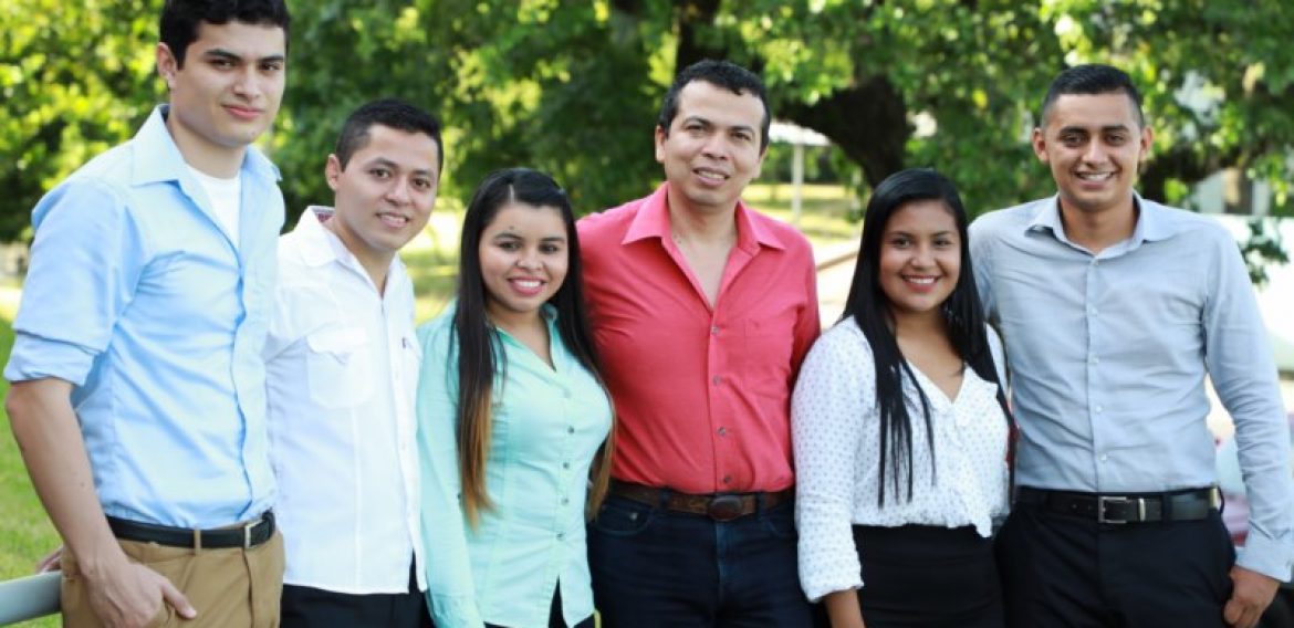 RUMBO A ESTADOS UNIDOS: UNA OPORTUNIDAD DE CRECIMIENTO PERSONAL Y PROFESIONAL