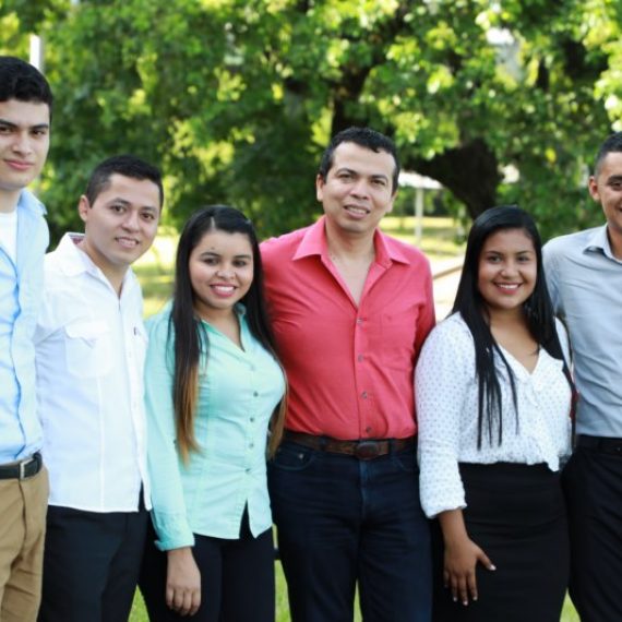RUMBO A ESTADOS UNIDOS: UNA OPORTUNIDAD DE CRECIMIENTO PERSONAL Y PROFESIONAL
