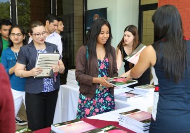 RESULTADOS DE INVESTIGACIÓN UNICAES: UNA JORNADA DE DIVULGACIÓN DE LA CIENCIA