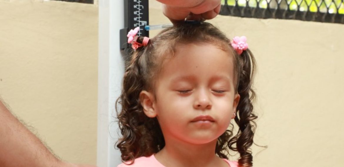 DESNUTRICIÓN INFANTIL, UN ESFUERZO DE INVESTIGACIÓN ENTRE UNICAES Y AVES