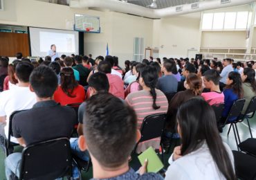 TÉCNICO EN LÁCTEOS Y CÁRNICOS: ¨LA VIDA DE LAS PERSONAS ESTÁ EN NUESTRAS MANOS”