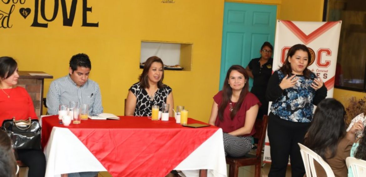 DESAYUNO CON EMPRENDEDORES: LA RECETA PERFECTA PARA ORIENTAR UN NEGOCIO