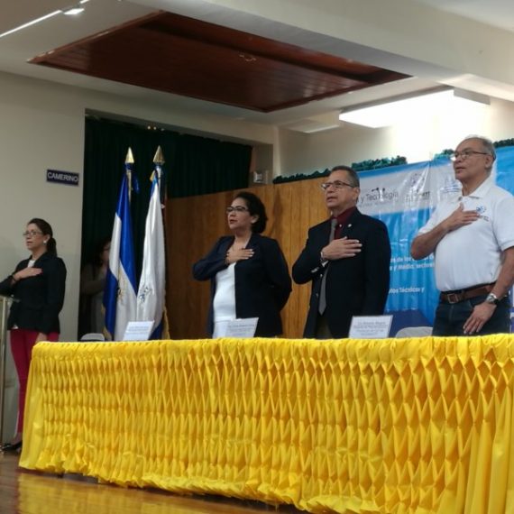 UNICAES IMPULSA LA CIENCIA Y LA TECNOLOGÍA EN ILOBASCO