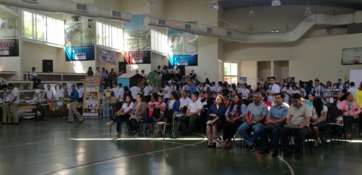 UNICAES IMPULSA LA CIENCIA Y LA TECNOLOGÍA EN ILOBASCO