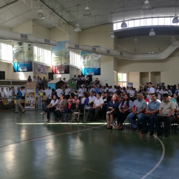 UNICAES IMPULSA LA CIENCIA Y LA TECNOLOGÍA EN ILOBASCO