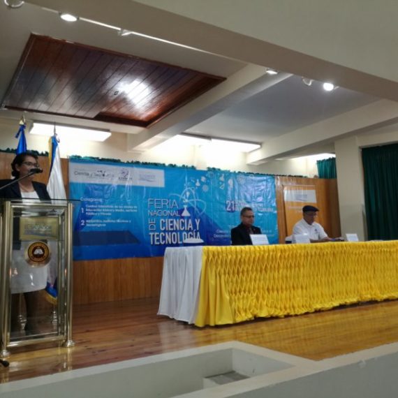 UNICAES IMPULSA LA CIENCIA Y LA TECNOLOGÍA EN ILOBASCO