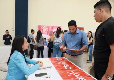 PRIMERA FERIA DE EMPLEO UNICAES