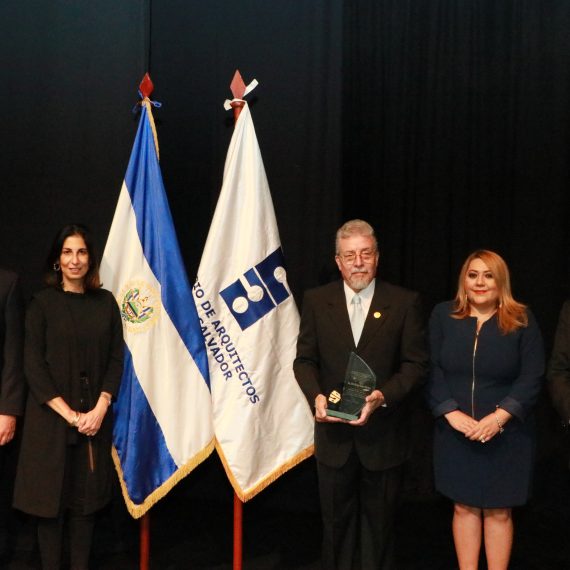 MÁS QUE UNA CARRERA, UNA HISTORIA: EL ARQUITECTO DEL AÑO