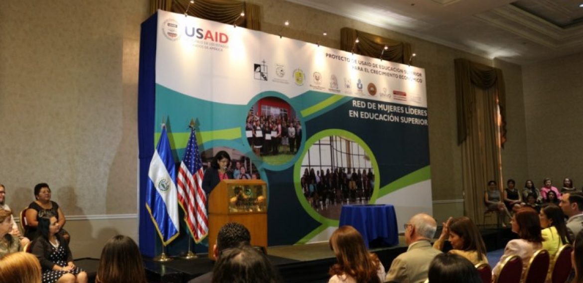 UNICAES SUMA A LA RED DE MUJERES LÍDERES EN EL SALVADOR