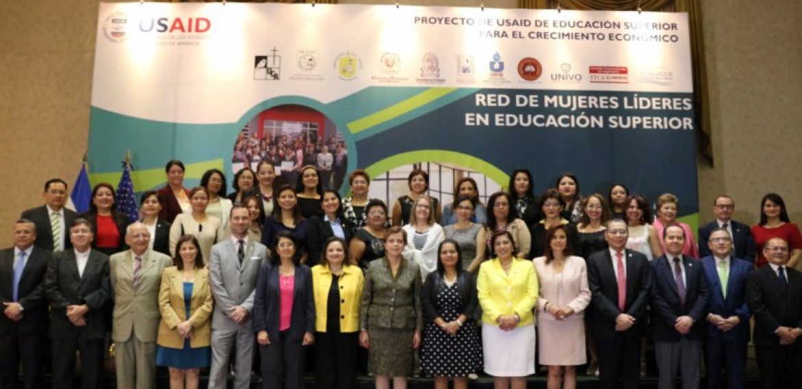 UNICAES SUMA A LA RED DE MUJERES LÍDERES EN EL SALVADOR