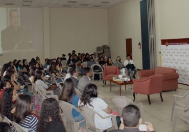 UNICAES SUMA ESFUERZO PARA HABLAR DE CIENCIA