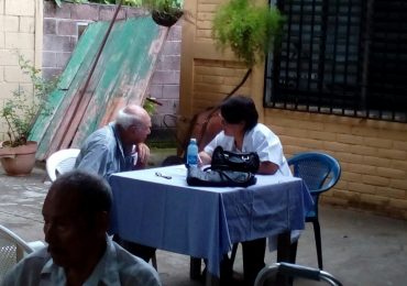 JORNADA MÉDICA: UNA ASISTENCIA PARA PERSONAS DE LA TERCERA EDAD