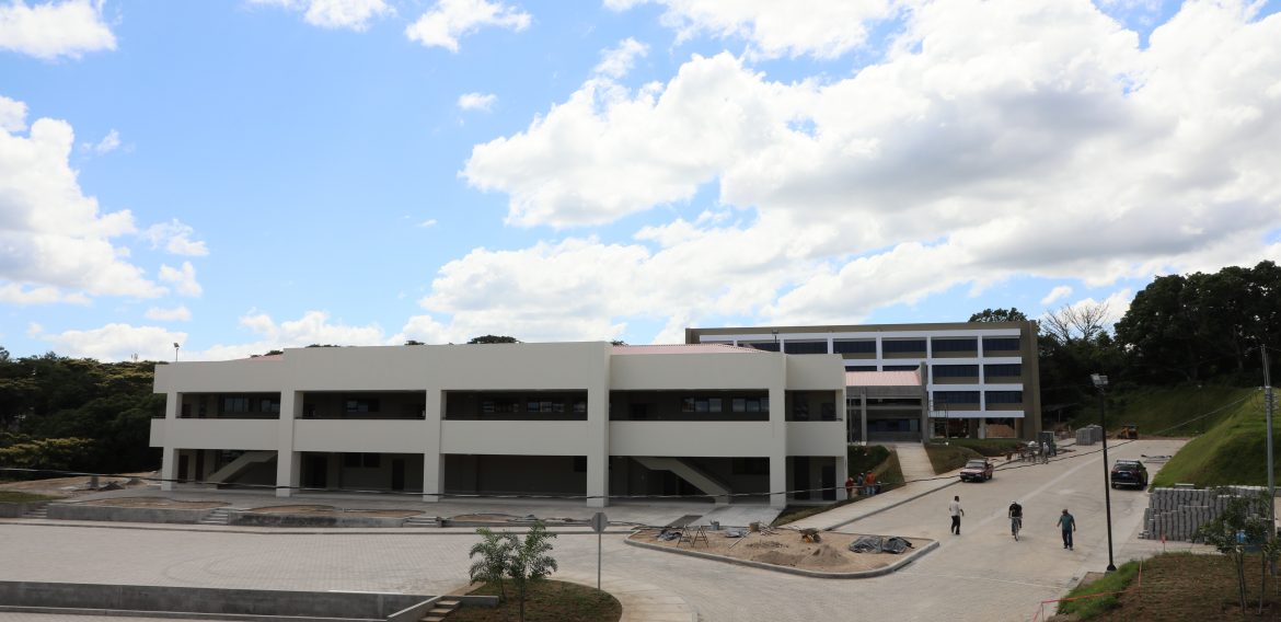 NUEVOS EDIFICIOS: AVANCES QUE TRANSFORMAN LA EDUCACIÓN EN EL SALVADOR