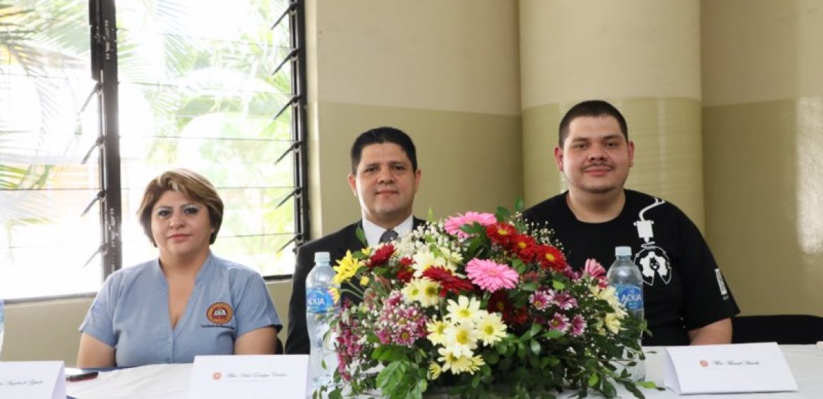 EMPRENDER PARA UN MEJOR FUTURO PROFESIONAL