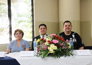 EMPRENDER PARA UN MEJOR FUTURO PROFESIONAL