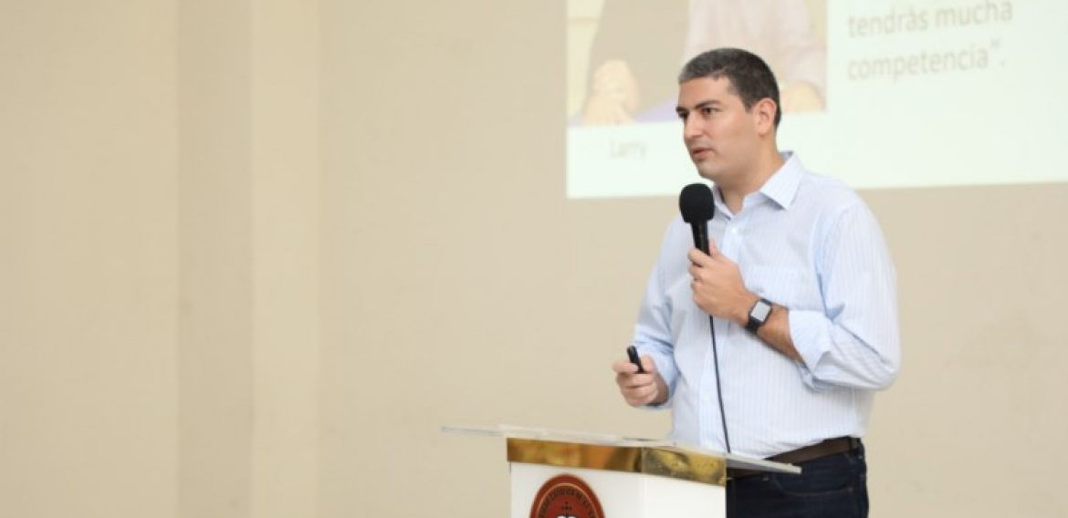 EMPRENDER PARA UN MEJOR FUTURO PROFESIONAL