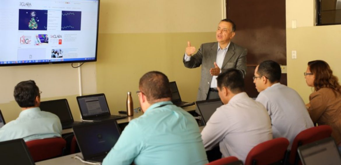 UNICAES capacita a docentes en herramientas de colaboración RedCLARA