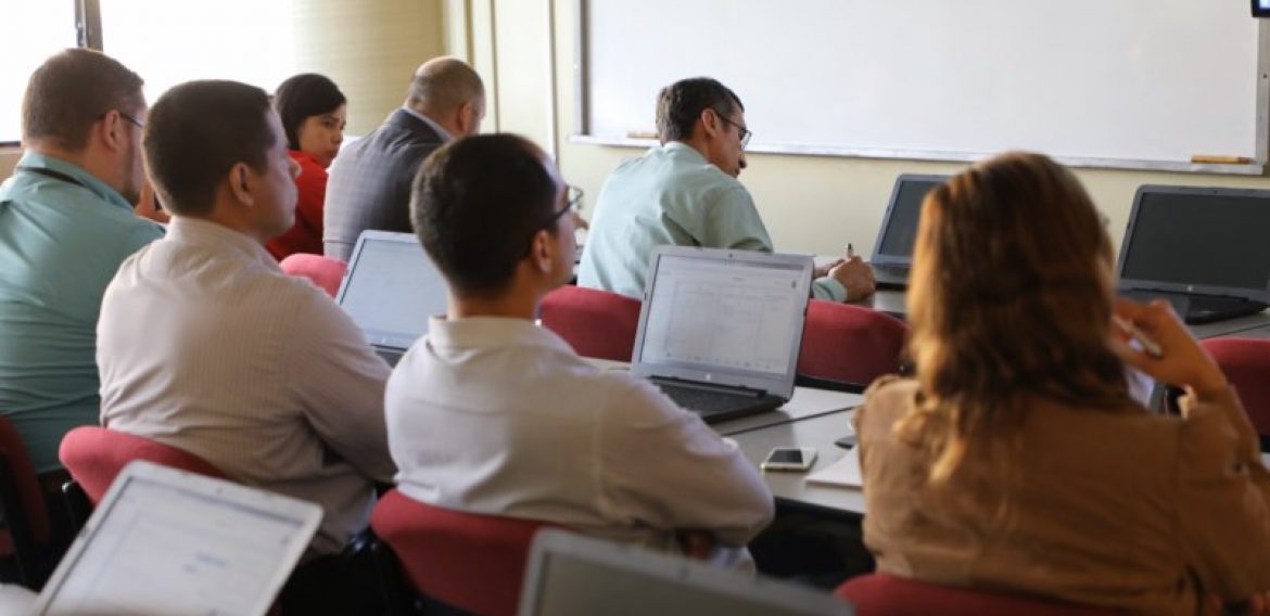 UNICAES capacita a docentes en herramientas de colaboración RedCLARA