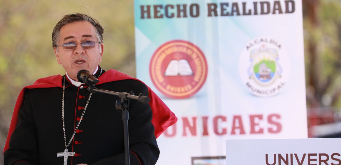 UNICAES INICIA CONSTRUCCIÓN DE CENTRO REGIONAL DE METAPÁN