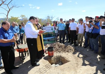 UNICAES INICIA CONSTRUCCIÓN DE CENTRO REGIONAL DE METAPÁN
