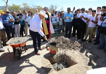 UNICAES INICIA CONSTRUCCIÓN DE CENTRO REGIONAL DE METAPÁN