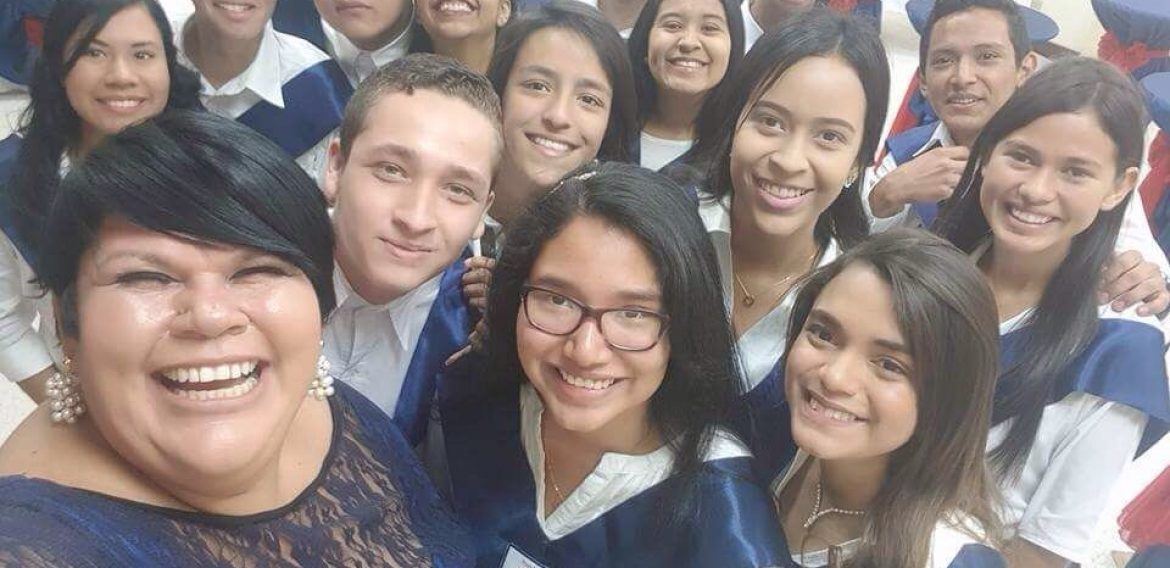 MAESTRÍAS UNICAES: CASOS DE ÉXITO PROFESIONAL