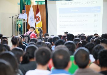 Justicia y transparencia: rendición de cuentas de becas y estipendios MINED 2017