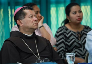 Justicia y transparencia: rendición de cuentas de becas y estipendios MINED 2017