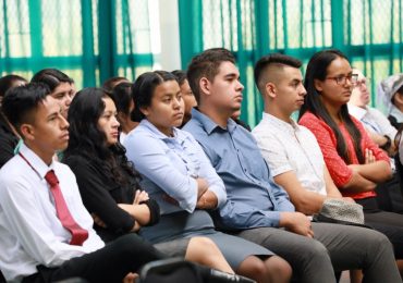 Justicia y transparencia: rendición de cuentas de becas y estipendios MINED 2017