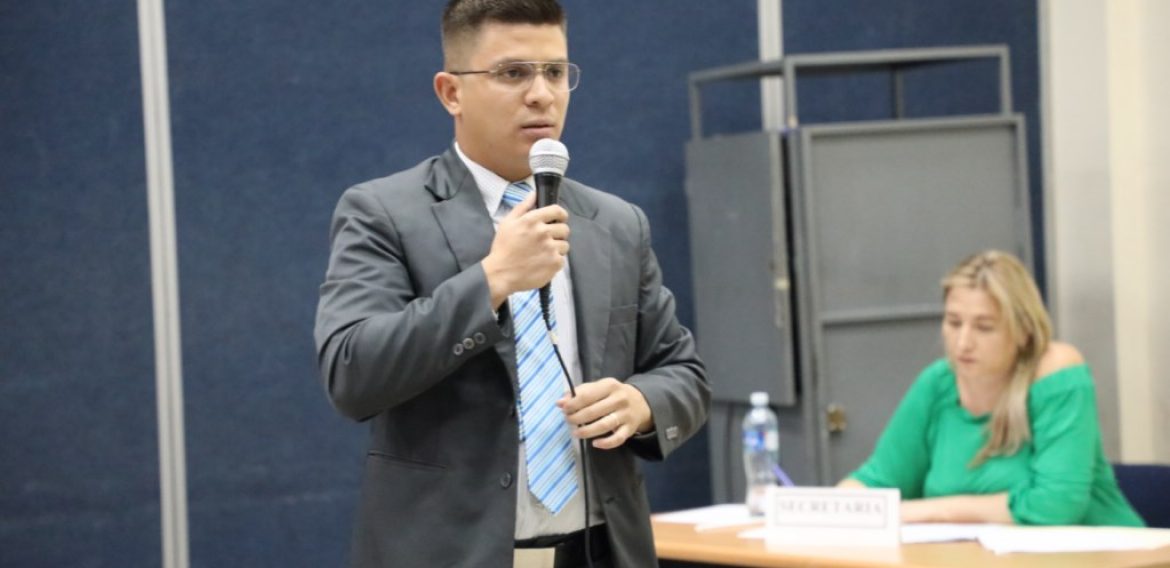 A UN PASO DE LA FINAL: CONCURSO DE TÉCNICAS DE LITIGACIÓN ORAL